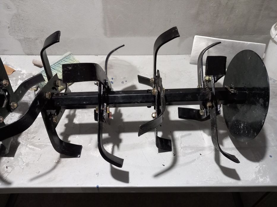 Vând freze pentru motocultor/motosapa