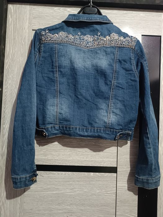 Джинсовая куртка
