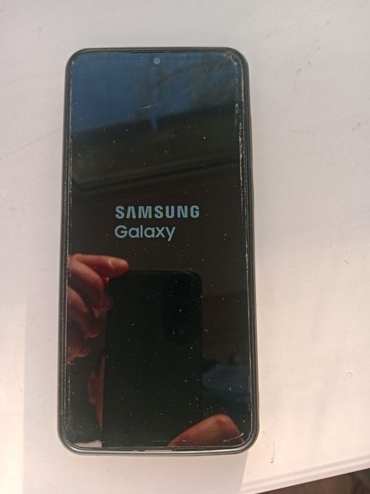 Продам смартфон Самсунг Галакси а 05