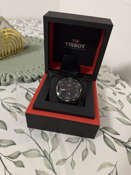 Tissot t-touch connect solar