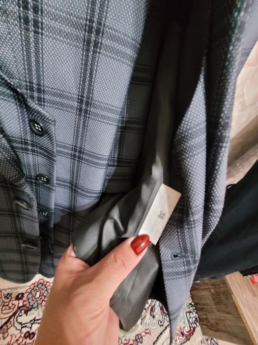 Продам платье  почти новый и детский тройка