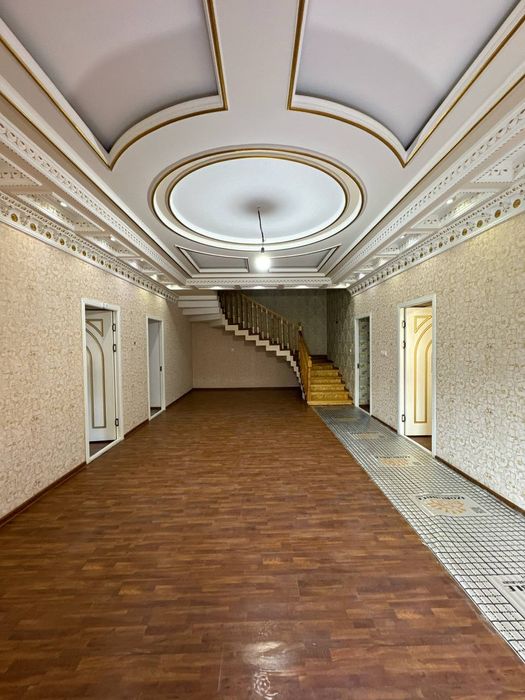 Sergili Ozgarish 2.6 sotix yevro remont 7 xonasi bor