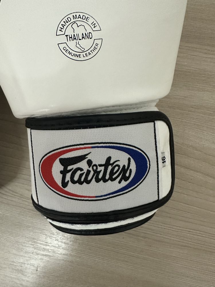 Боксерские перчатки Fairtex 16oz ( Оригинал)