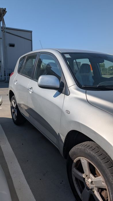 Toyota RAV4 2.2 D-4D 2008 – De vânzare

Vând Toyota RAV4, motor 2.2 D-