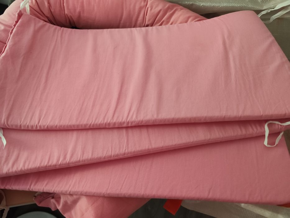 Vând BabyNest cuib bebe