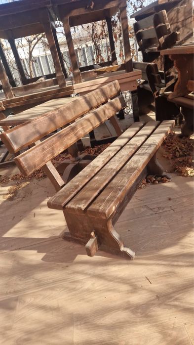 Продаются деревянные скамейки и столы
