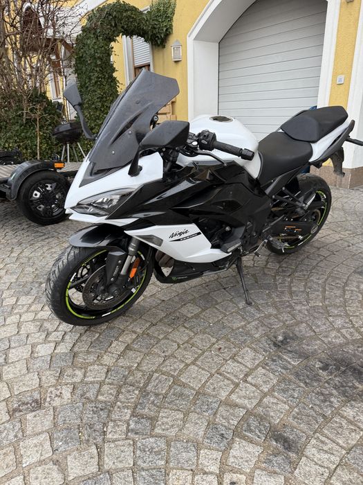 Kawasaki ninja 1000 sx