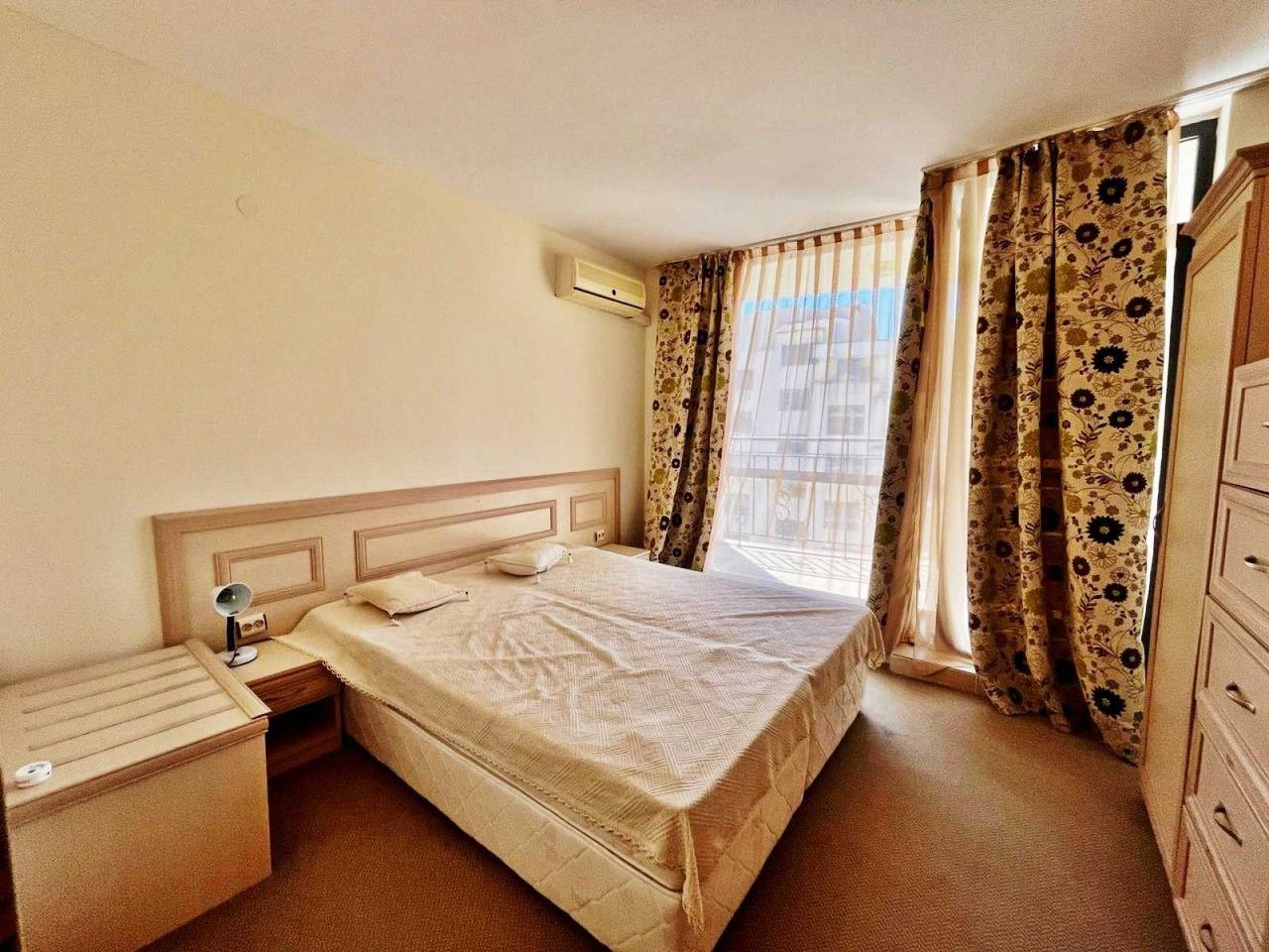 Продава се Тристаен апартамент в к.к. Слънчев бряг - 74 кв.м за 987 €/кв.м - Снимка #5