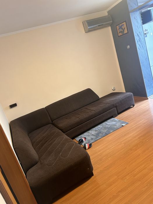 Диван 220 300 в отлично състояние