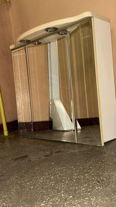 Dulap oglinda baie  +  etajera sticla