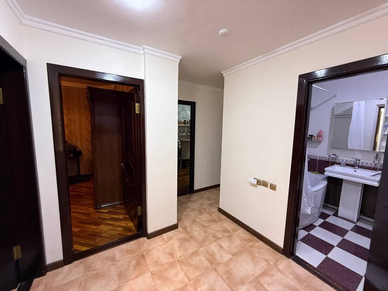 Ц-2 , Московская планировка 3комнатная 85м² . Алайский, рядом с метро