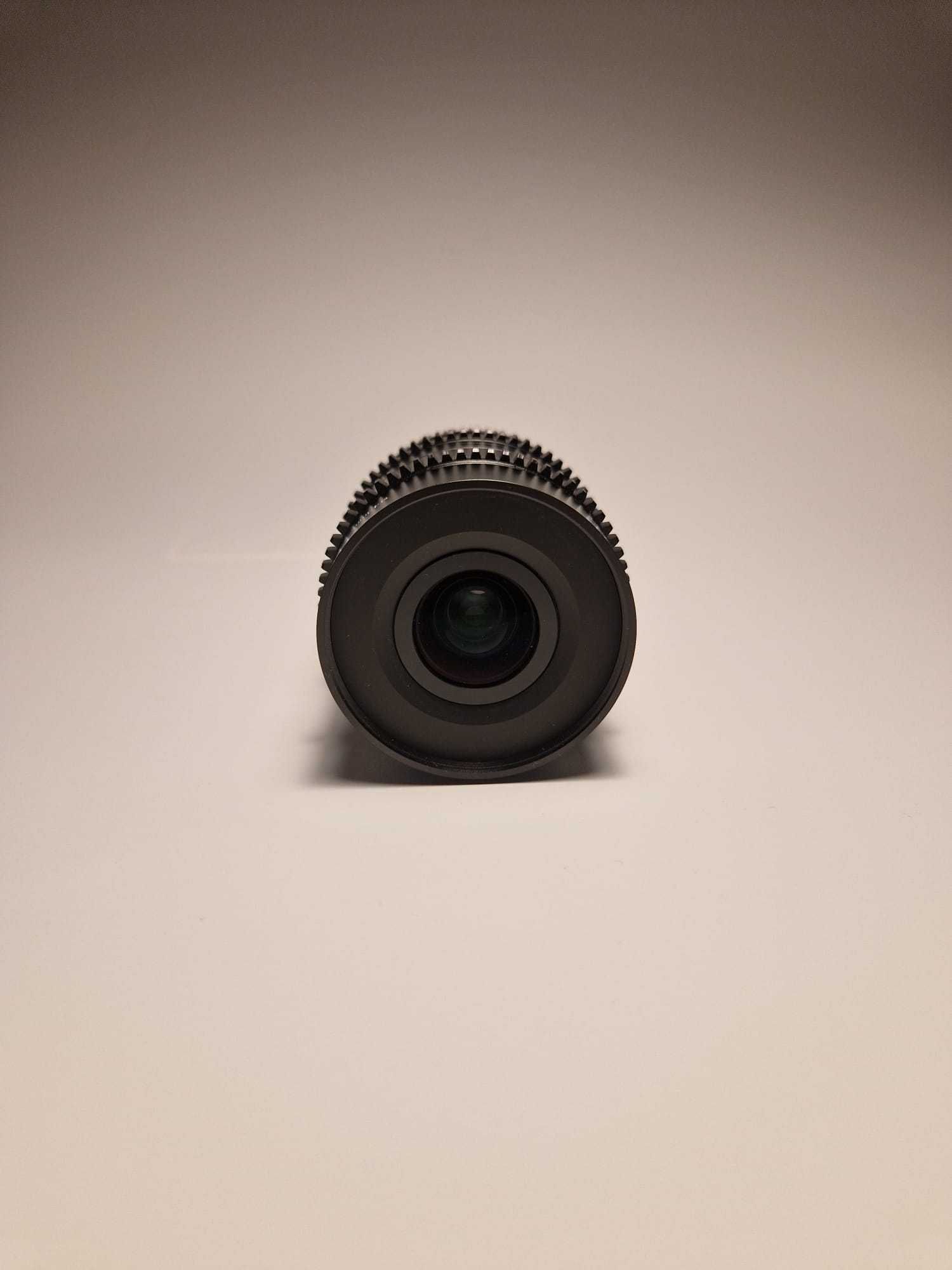 Laowa 17mm T1.9 Cine Lens Micro Four Thirds - ca nou