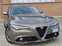 Alfa Giulia 2.2m-jet 150cp AT8 Navi/Piele/Distronic/Line Assist/Camera