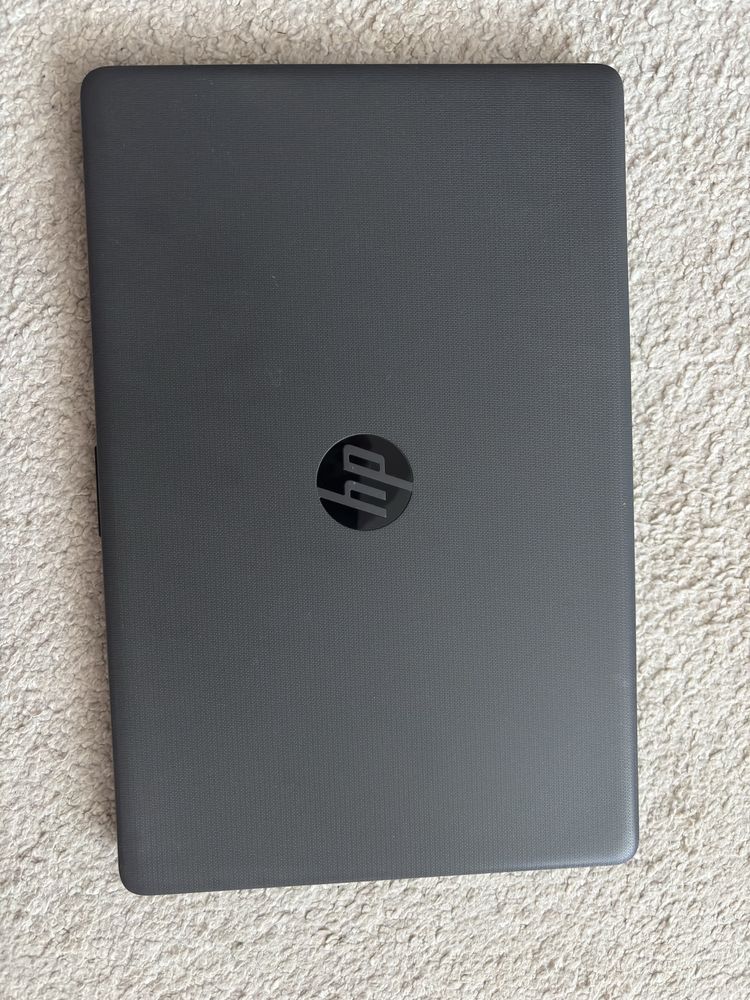 Laptop HP 250 G7 i5 8265u 15.6 inch 8GB DDR4 256GB SSD - 10/10