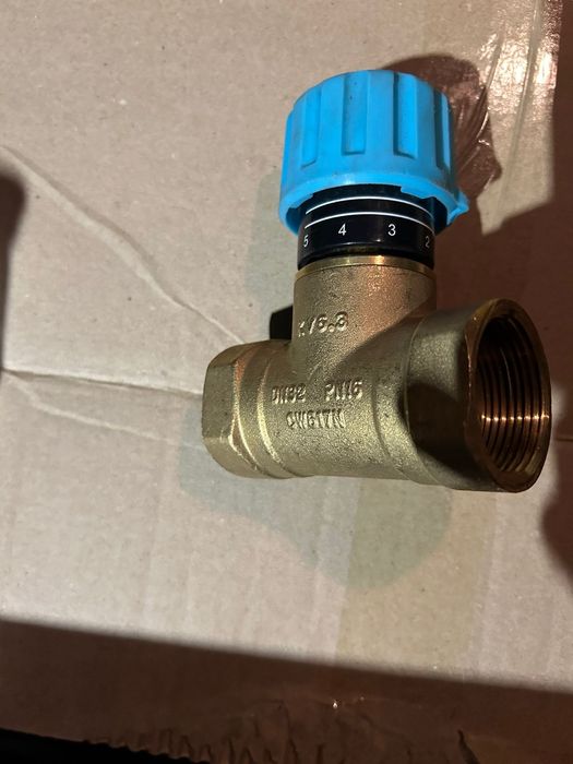 Балансировочный клапан ДУ 32 с измерительным ниппелем