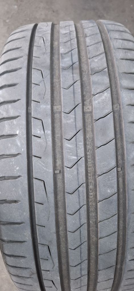 245 40 18 Continental