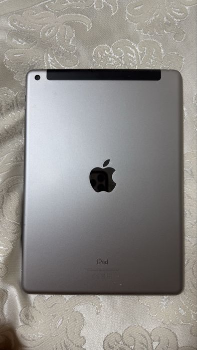 Продам айпад в отличном состояний