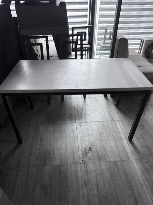 Stol stul komplekt 4ta stuli bor holati yaxshi