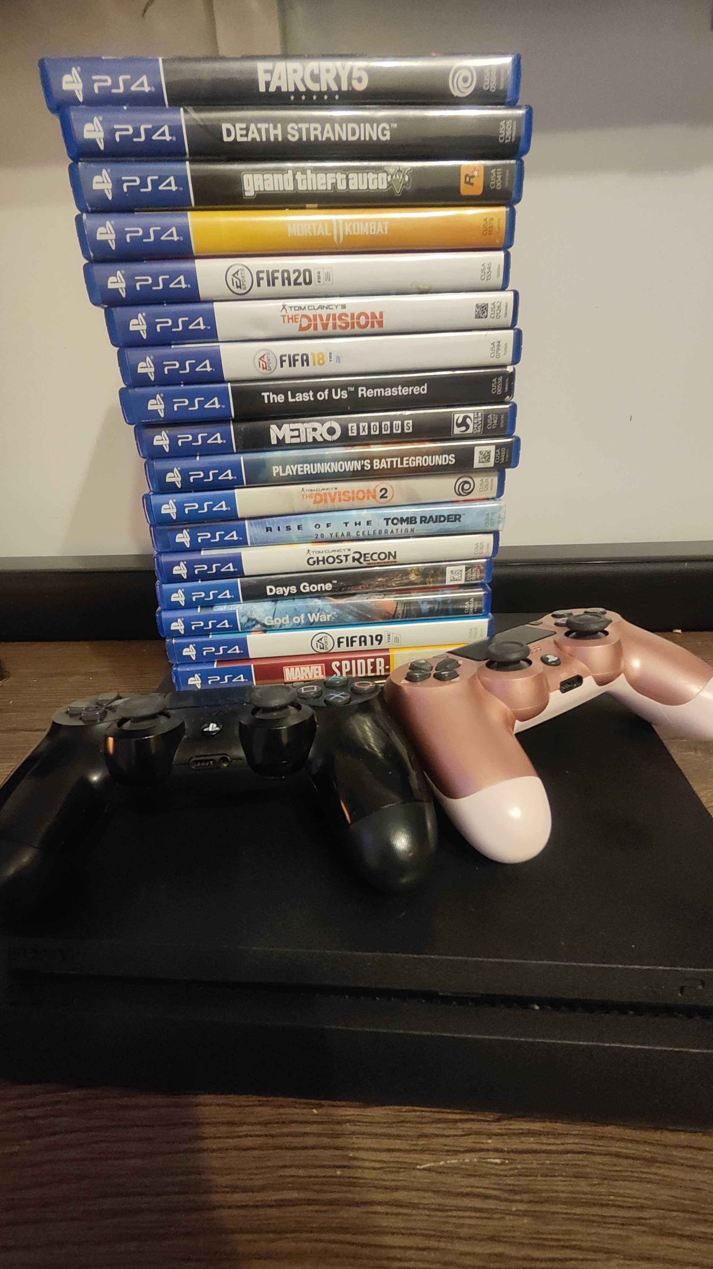 Ps4 slim 500 GB,doua joystic +17 jocuri