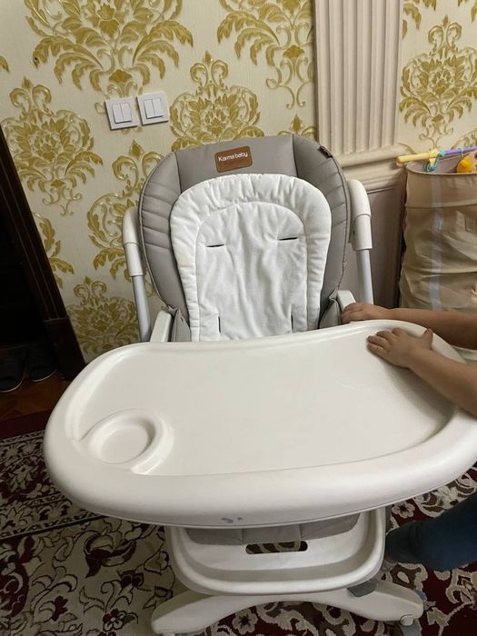 Продаётся стульчик для кормления   в идеалном состоянии