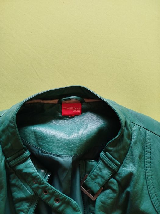 Стилно дамско кожено яке!