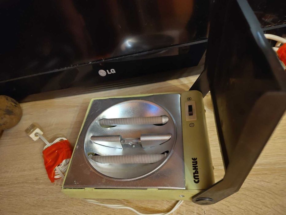 Кварцова лампа за тен и дезинфекция Слъмцр5