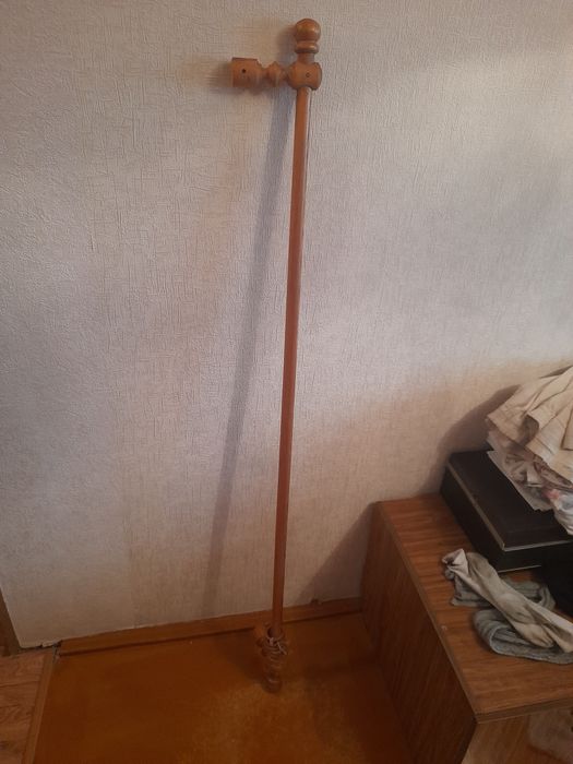 Карниз для окна деревянный гардина