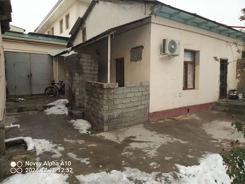 Uy sotiladi olmazor tumani chuqyrsoyda 3.6 sotix