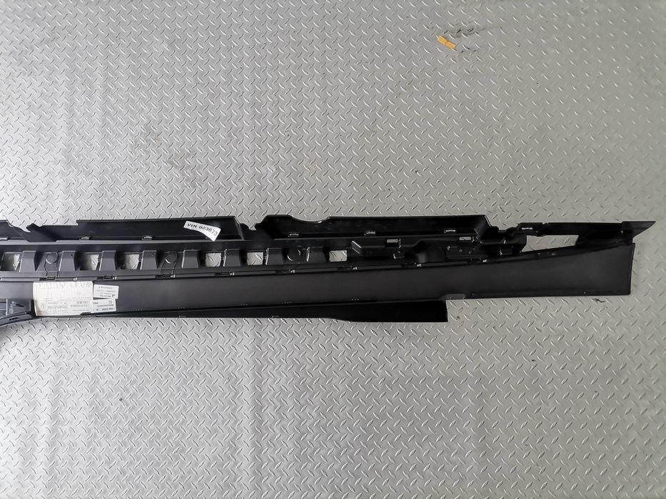 Нов ORIGINAL Десен праг Mercedes SL 63 AMG R232 W232