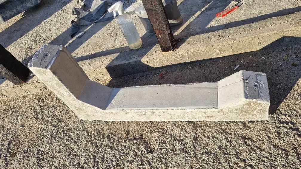 Sistem fixare panouri solare prefabricat din beton 20 grade