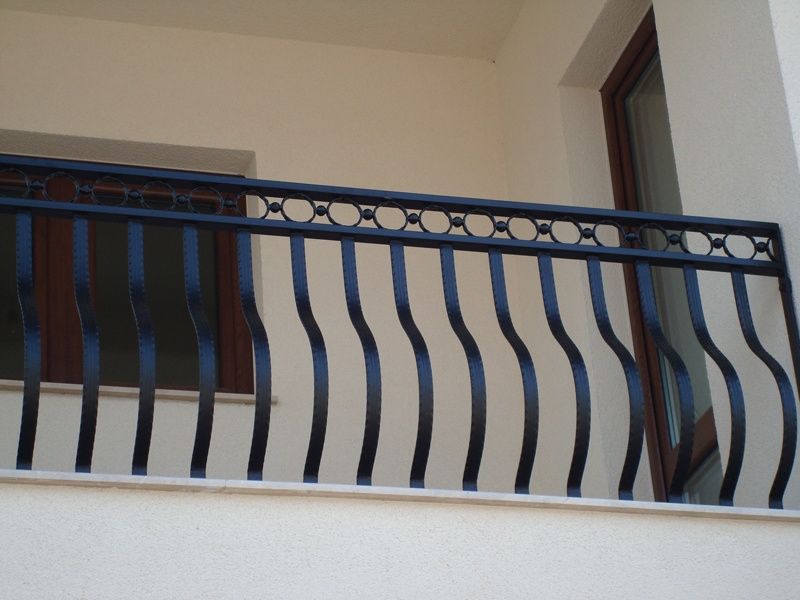 Balustrade balcoane scări din fier forjat