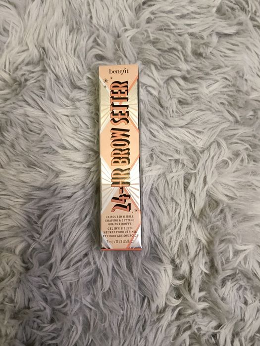 Gel fixare sprâncene Benefit