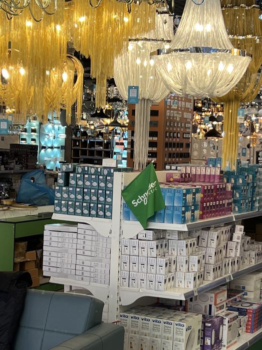 Свой бизнес: как открыть магазин электротоваров