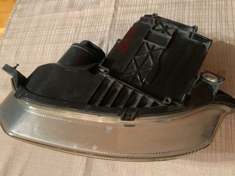 фар за Алфа Ромео 156 - 1.6 - бензин,  десен