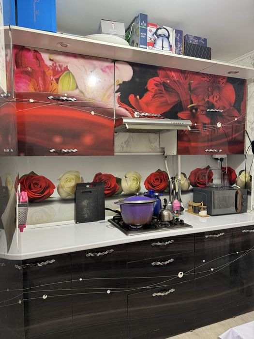 Срочно продам кухонный гарнитур