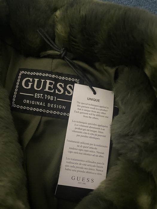 Geaca Guess blana artificiala, marimea S, noua