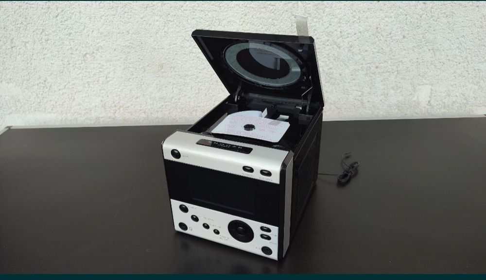 radio stereo cu ceas cd terris 234 fm bucatarie alarma bass joc copii