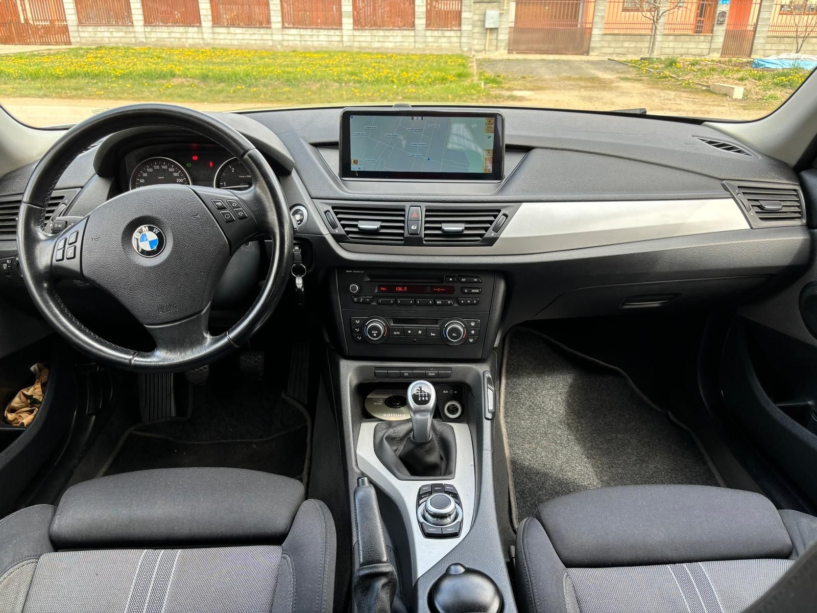 Vând sau schimb BMW X1 Xdrive diesel 2011