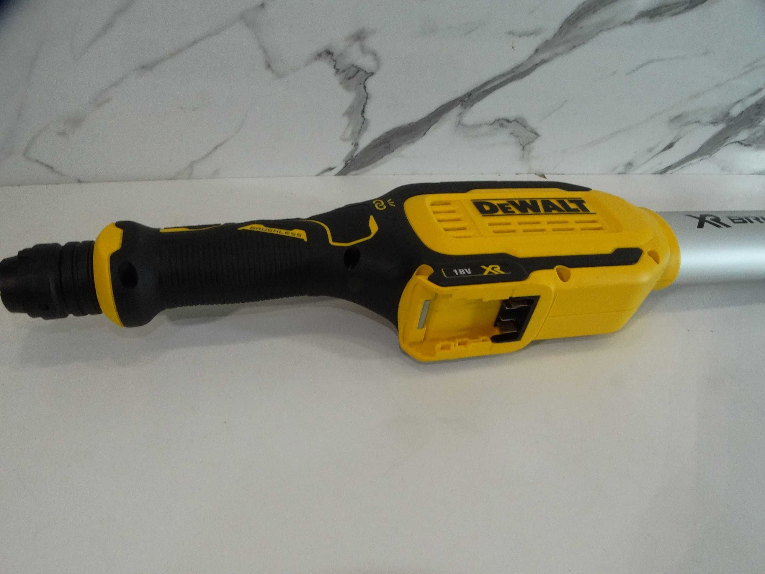 Dewalt DCE 800 + 2 x 6.0 Ah - Акумулаторен жираф за стени и тавани