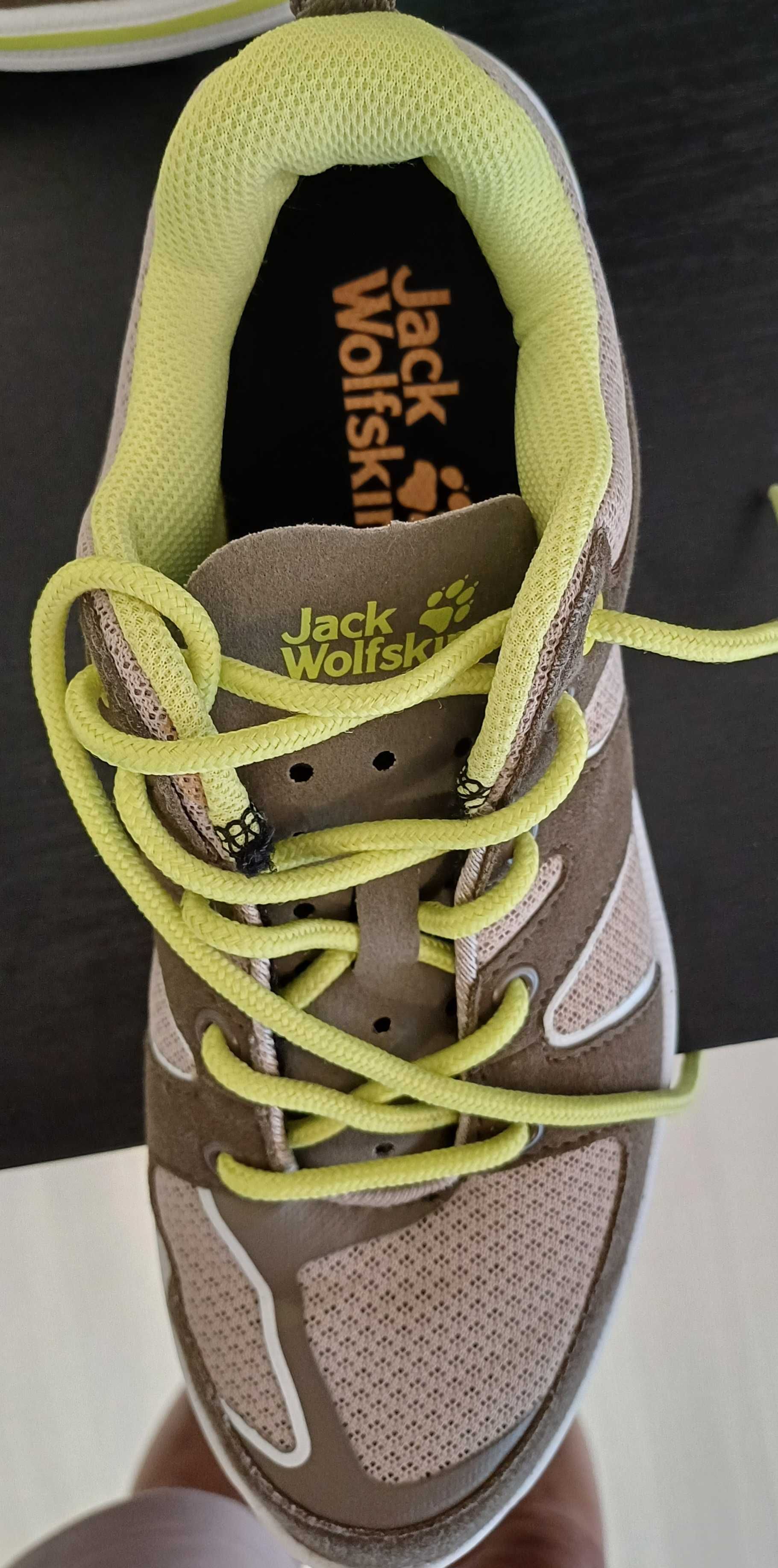 Jack wolfskin маратонки