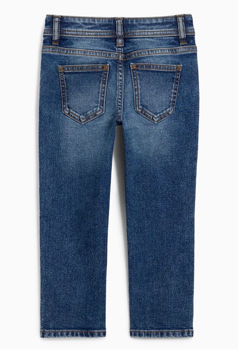 Нови детски дънки 110 см