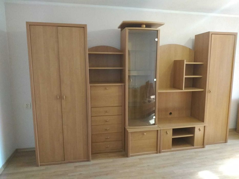 Стенка для зала.