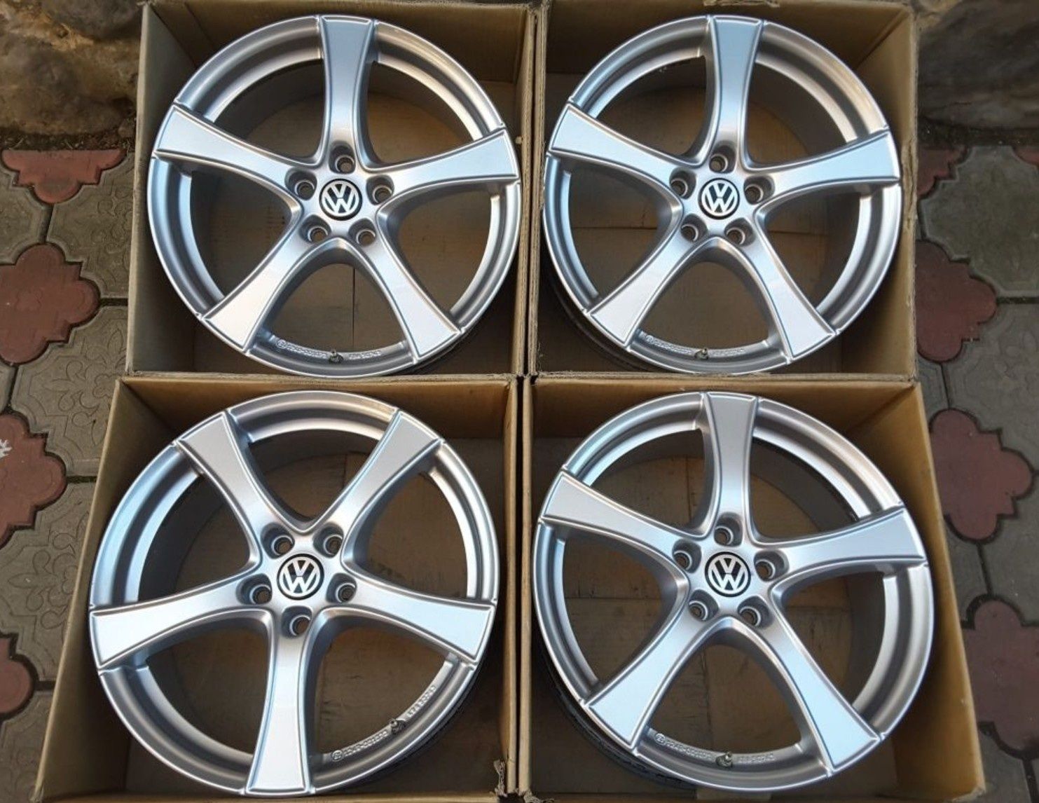 jante aliaj 18; 5x112;Vw Golf 5, 6, 7, Jetta,Touran, Eos,passat b6,b7