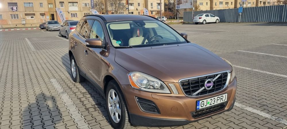 Vând Volvo xc60 fabricație 2011
