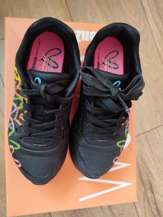 Маратонки Skechers