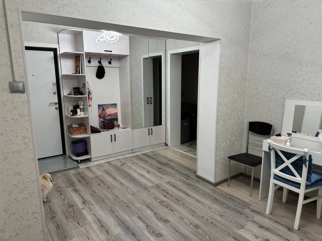 3/3/9. Сергели 8! Квартира 85 м², с евроремонтом, мебель и тех.