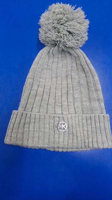 Зимна сива шапка Michael Kors