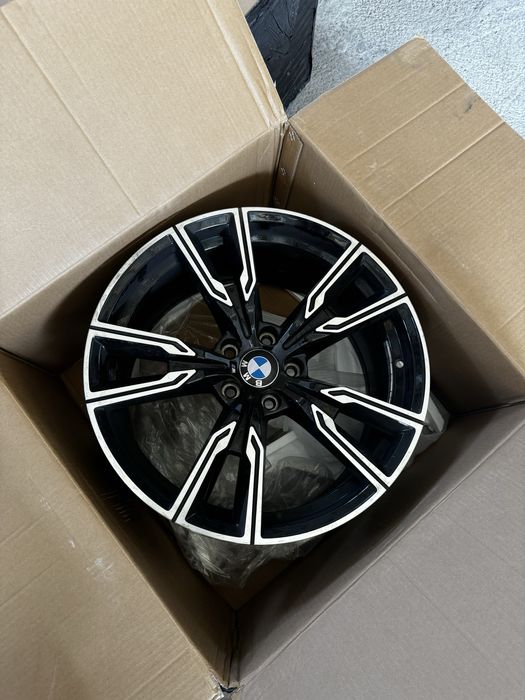 Диски R20 на bmw , бмв 5*120 ЦО 74.1 разноширокие