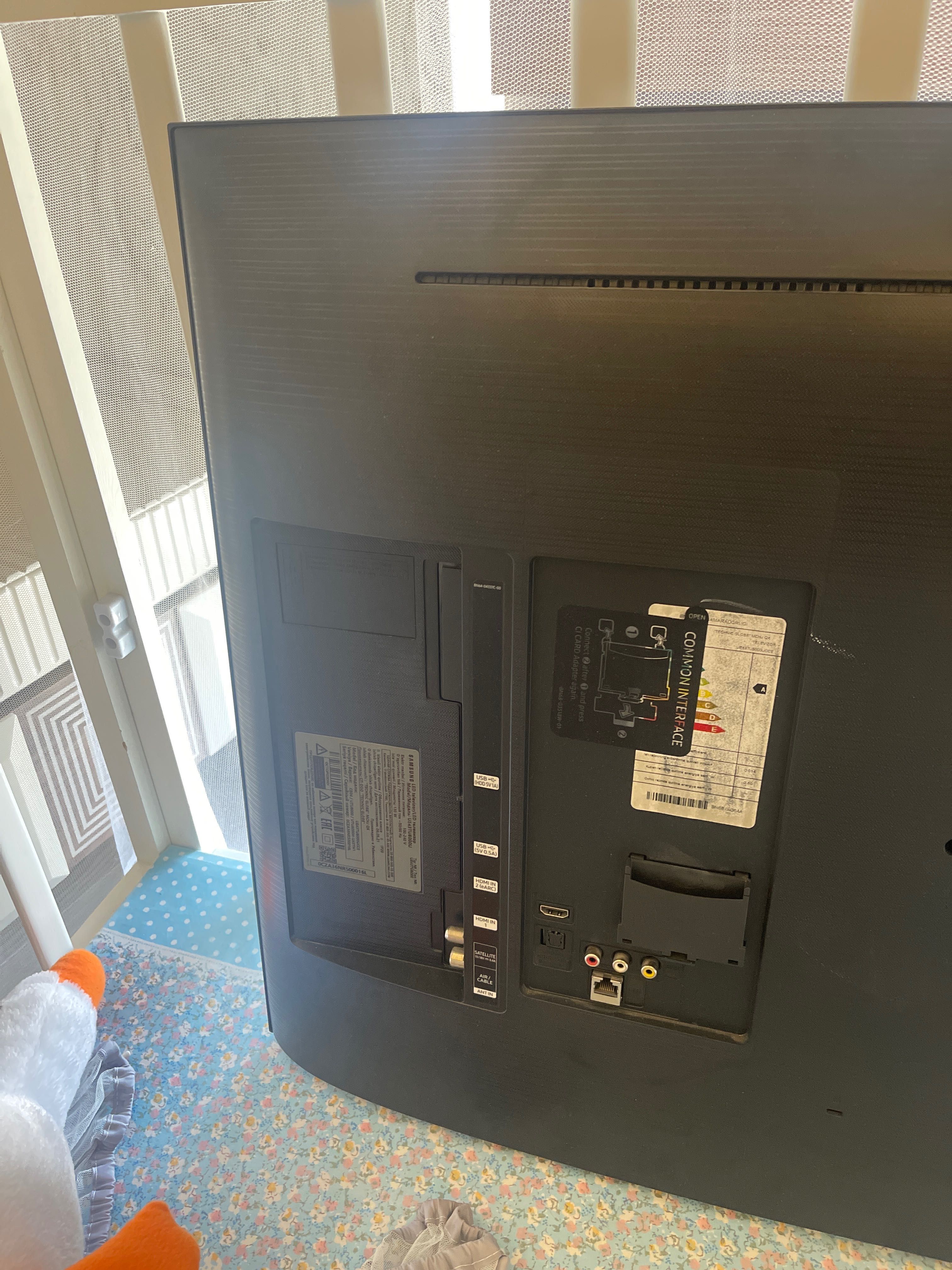 Телевизор Samsung Smart Hub