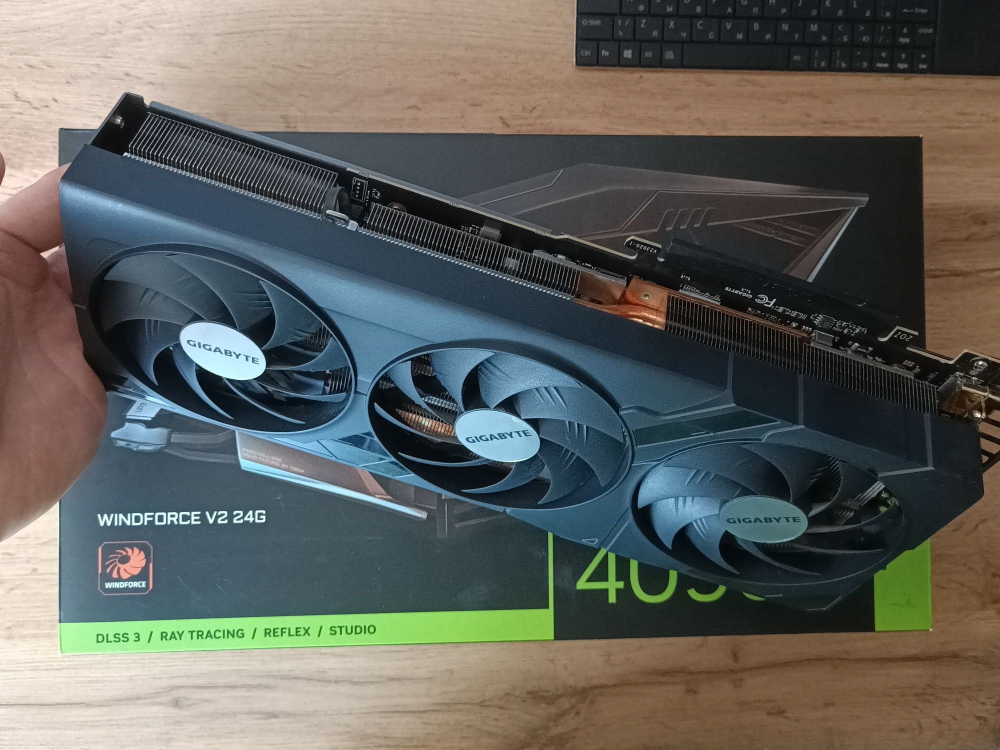 RTX4090 от gigabyte